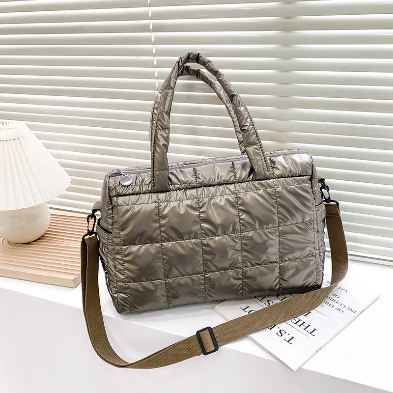 Winter Space Cotton Handbags T - Luxury Quilted Bags บทวิจารณ์และราคา