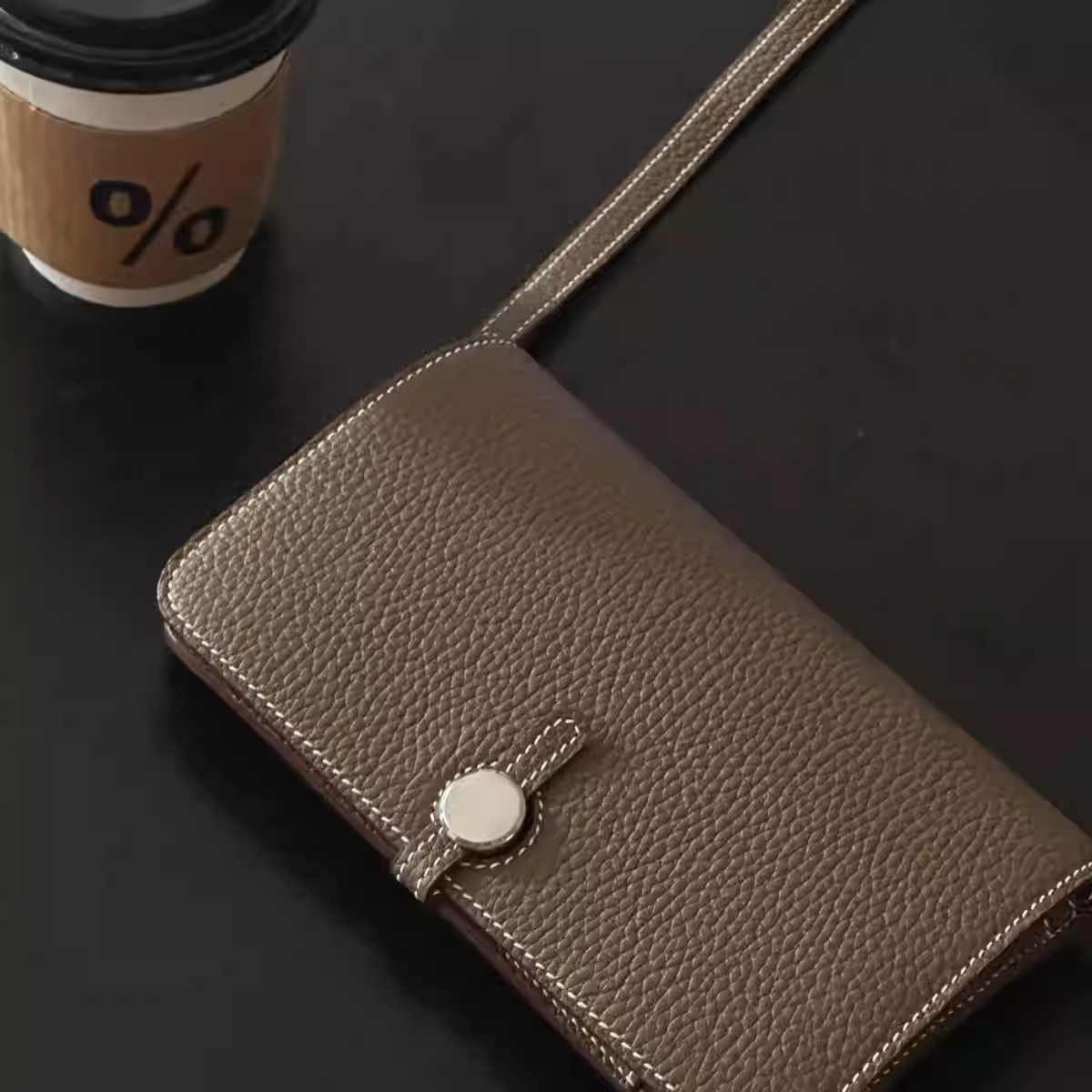 New PU Crossbody Mobile Phone  - Wristlet Wallet Zipper บทวิจารณ์และราคา