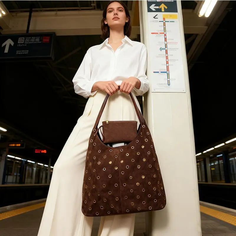 Suede Metal Studded Tote Bag w - Wristlet Wallet Zipper บทวิจารณ์และราคา