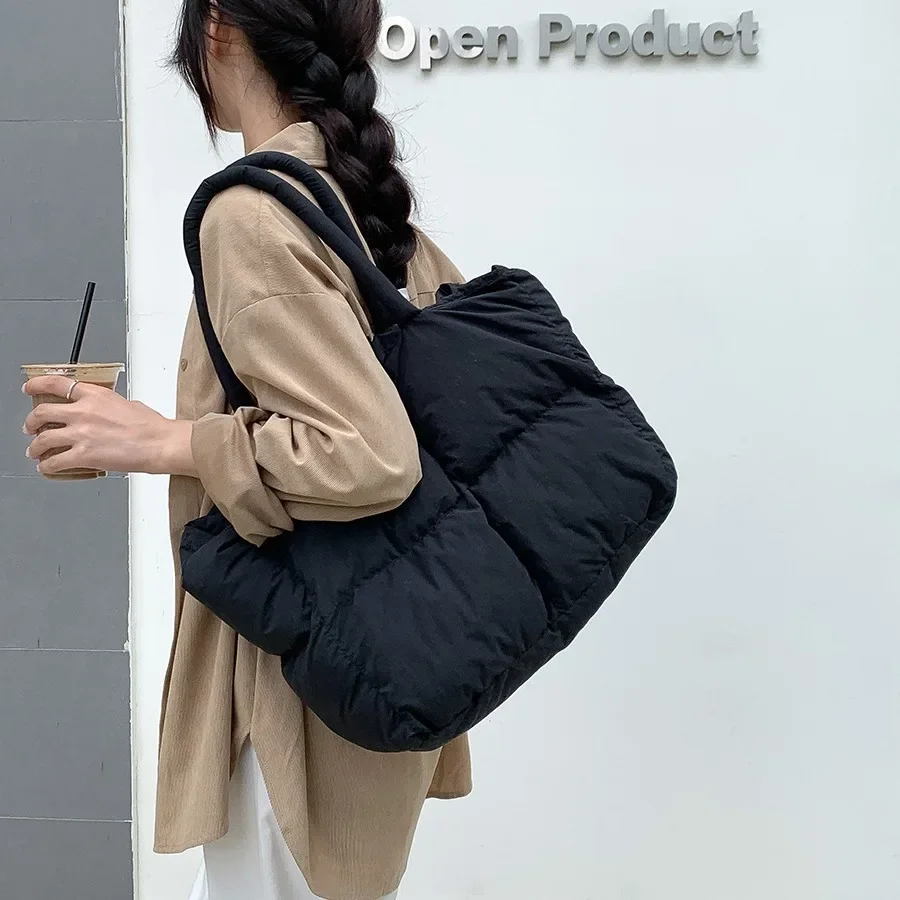 Cotton Padded Tote Large Quilt - Luxury Quilted Bags บทวิจารณ์และราคา