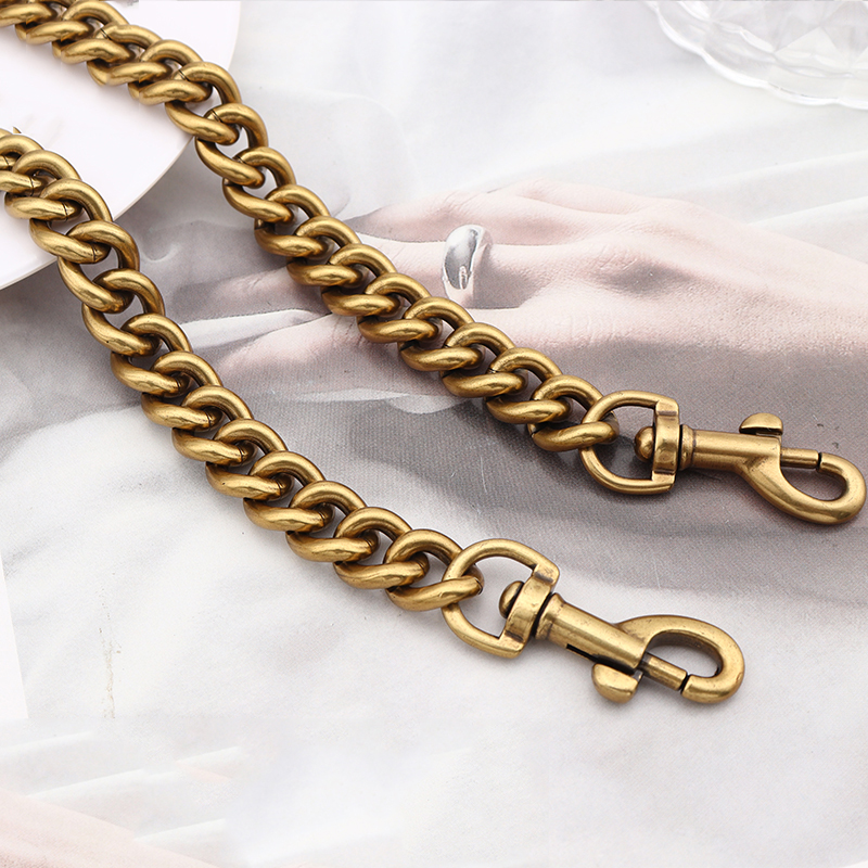 Aluminum chain strap bag silve - Luxury Bags With Silver Hardware บทวิจารณ์และราคา