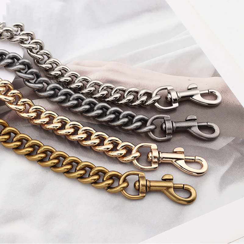 Aluminum chain strap bag silve - Luxury Bags With Silver Hardware บทวิจารณ์และราคา