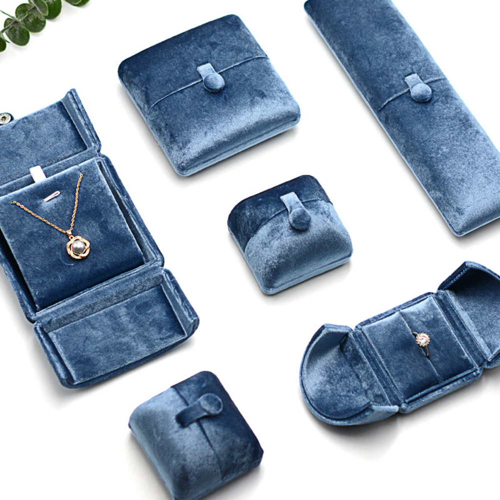 Double Opening Blue Velvet Jew - Luxury Bags List บทวิจารณ์และราคา