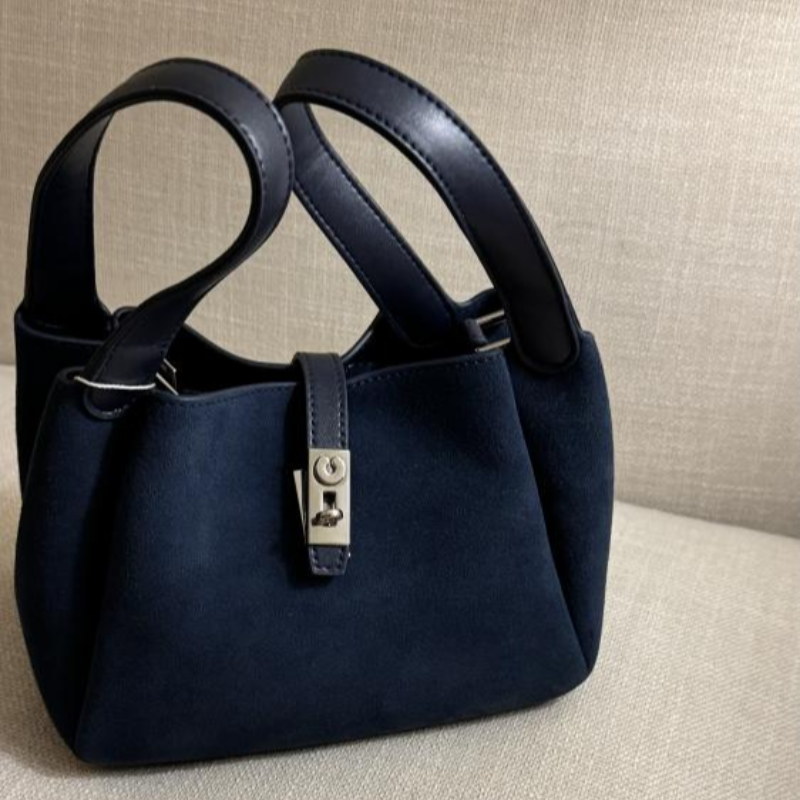 Luxury Suede Bucket Bag With S - Luxury Bags With Silver Hardware บทวิจารณ์และราคา