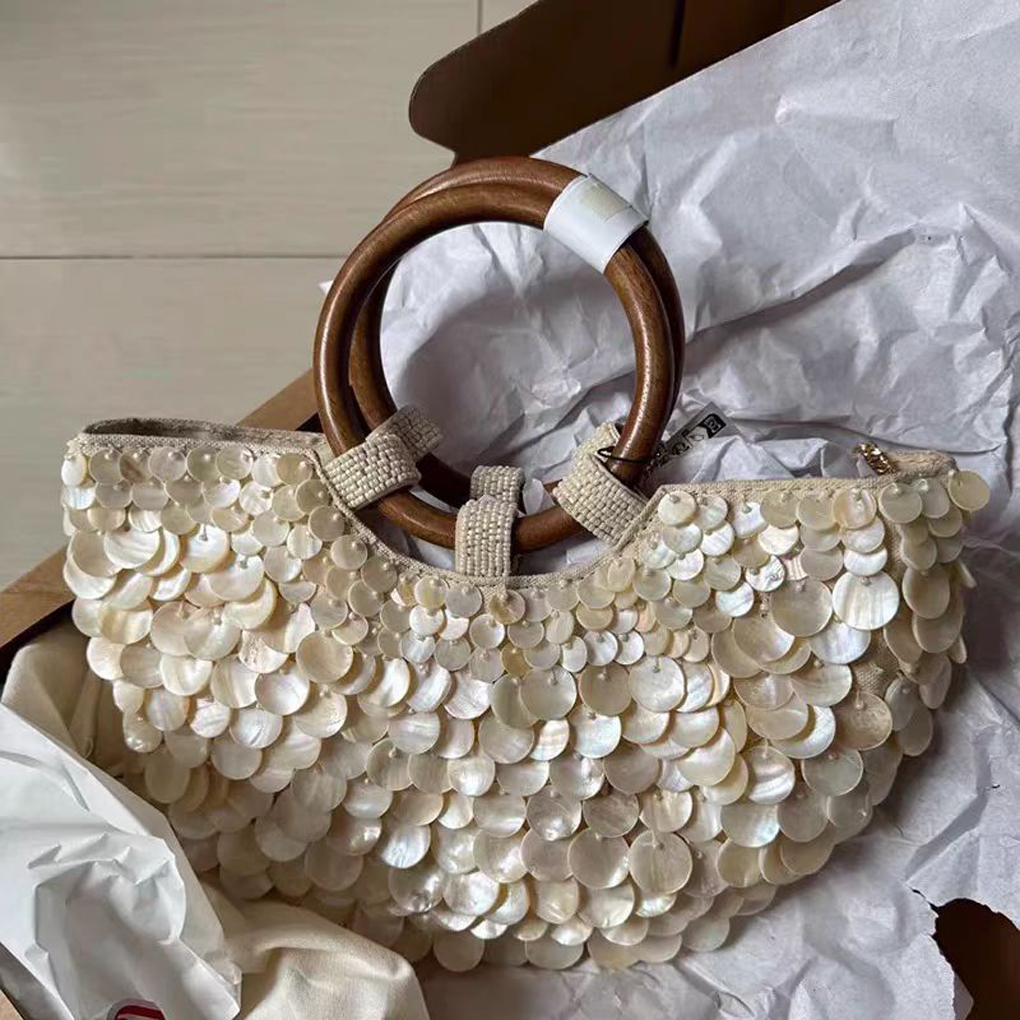 Exquisite Beaded Bag Handmade  - Wristlet Wallet Zipper บทวิจารณ์และราคา